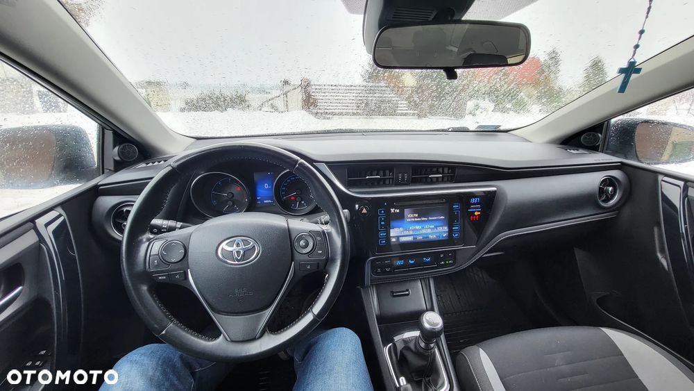 Toyota Auris 1.6 D-4D Dynamic - 4