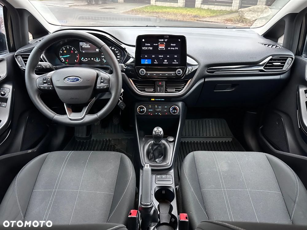 Ford Fiesta 1.1 S&S TITANIUM - 25