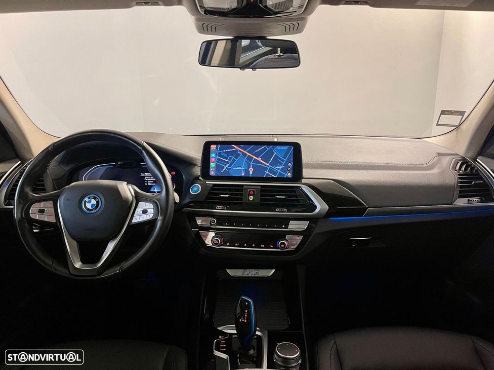 BMW iX3 Inspiring - 3