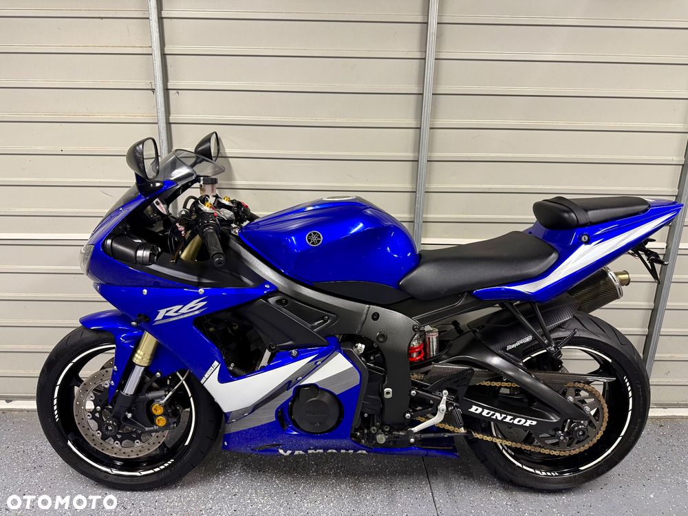 Yamaha R6 - 12