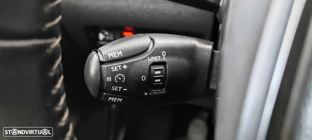 Peugeot 208 1.2 PureTech Active - 46