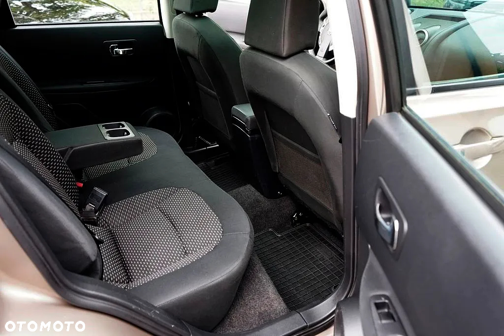 Nissan Qashqai - 17