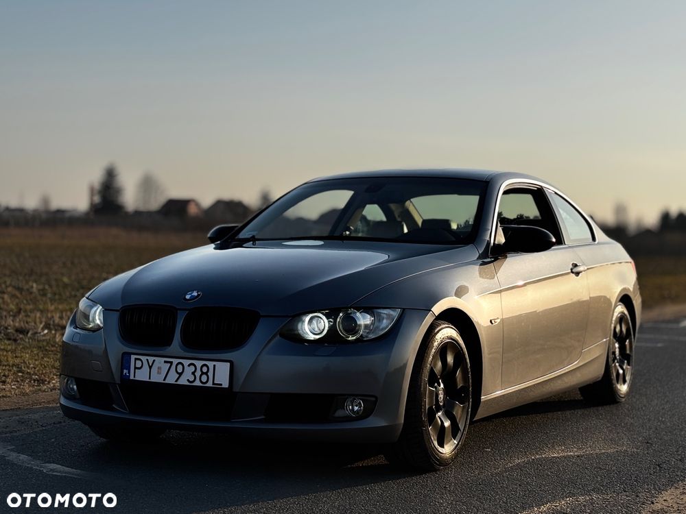 BMW Seria 3 325i - 11
