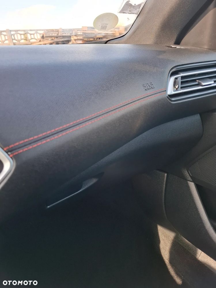 Peugeot 308 BlueHDi FAP 120 Stop&Start GT-Line Edition - 29