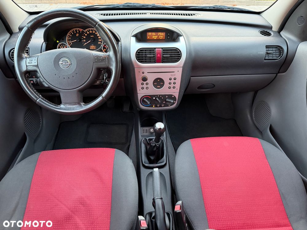 Opel Combo Tour N-Joy - 31