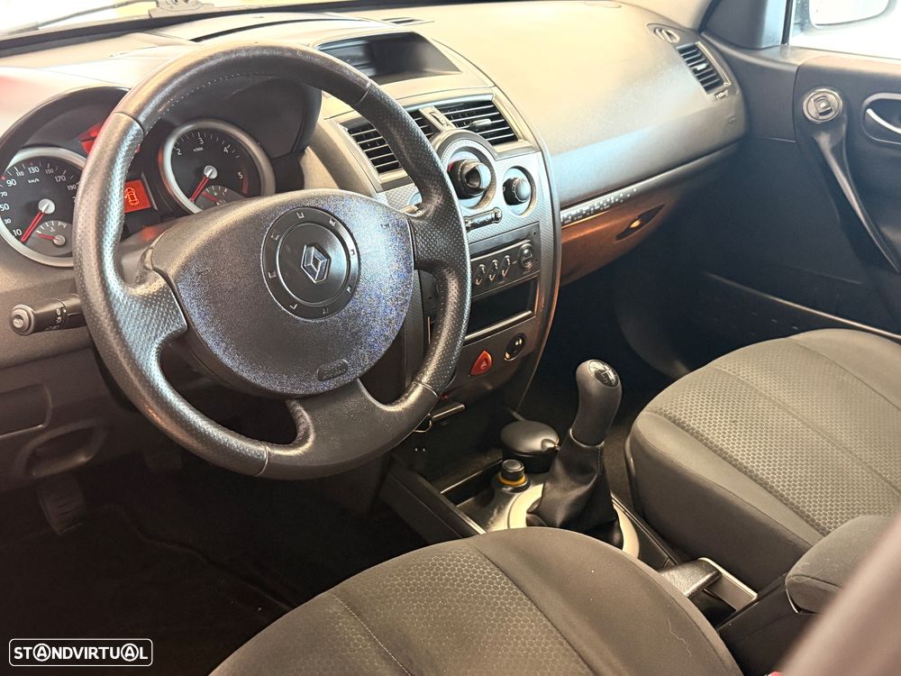 Renault Mégane Break 1.5 dCi Confort - 5