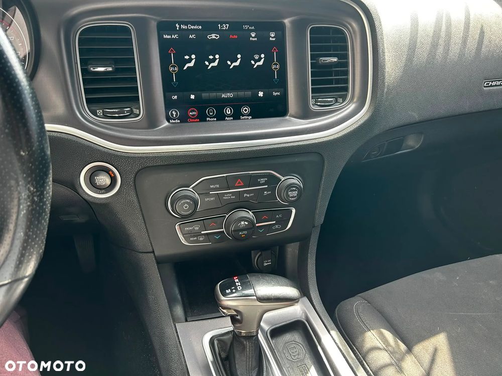 Dodge Charger 5.7 R/T - 19