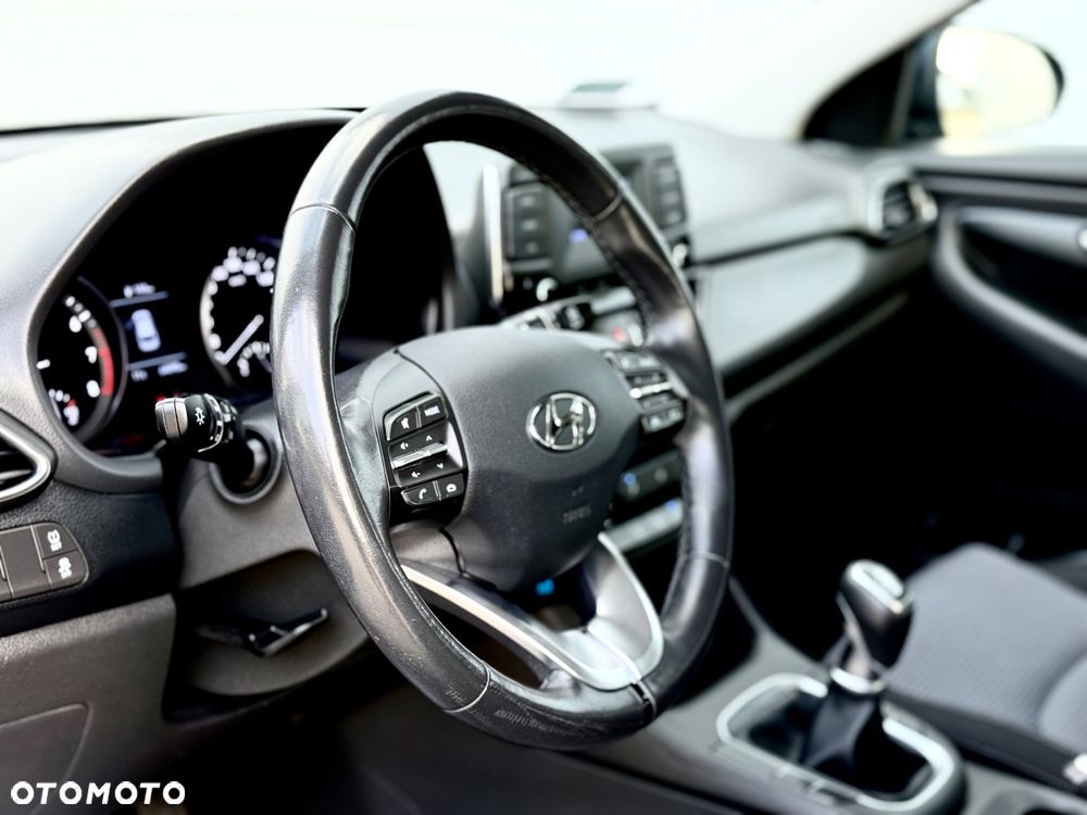 Hyundai i30 1.5 DPI Comfort - 25