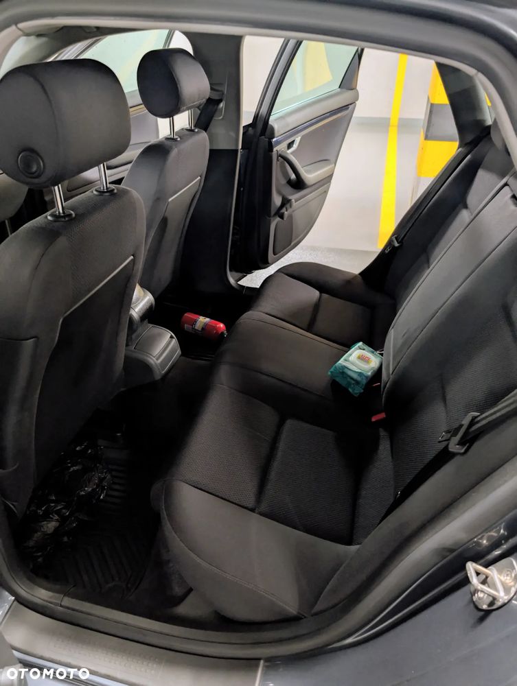 Audi A4 Limousine - 19