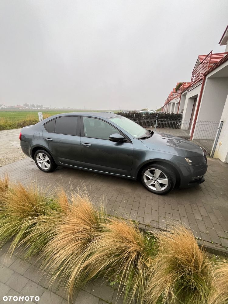 Skoda Octavia 1.5 TSI ACT Ambition - 2