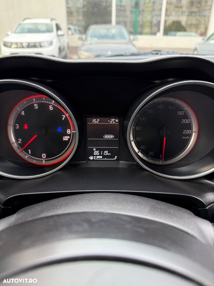 Suzuki Swift 1.2 Passion - 8