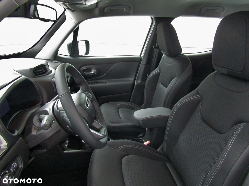 Jeep Renegade - 11