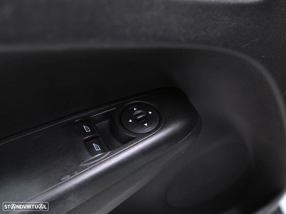 Ford Tourneo Courier 1.0 EcoBoost Ambiente - 13