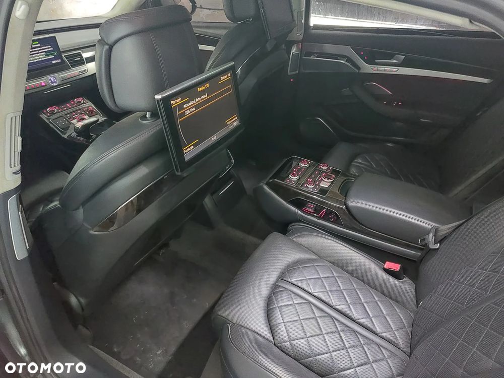 Audi A8 4.2 TDI clean diesel L Quattro - 11