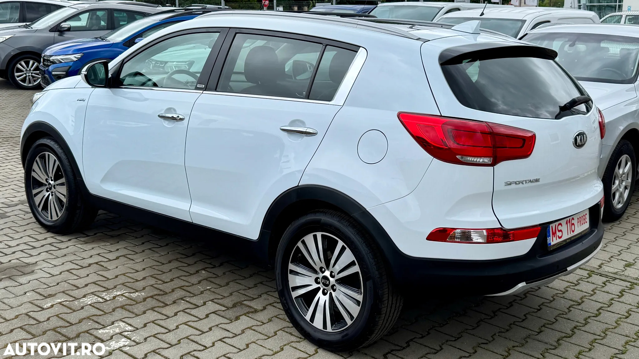 Kia Sportage - 4
