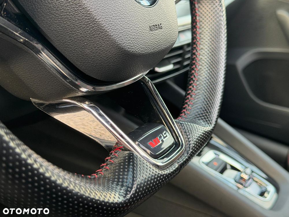 Skoda Octavia 2.0 TDI DSG RS - 20