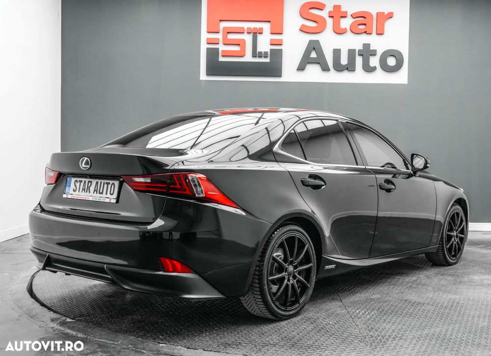 Lexus Seria IS 300h Executive Plus - 7