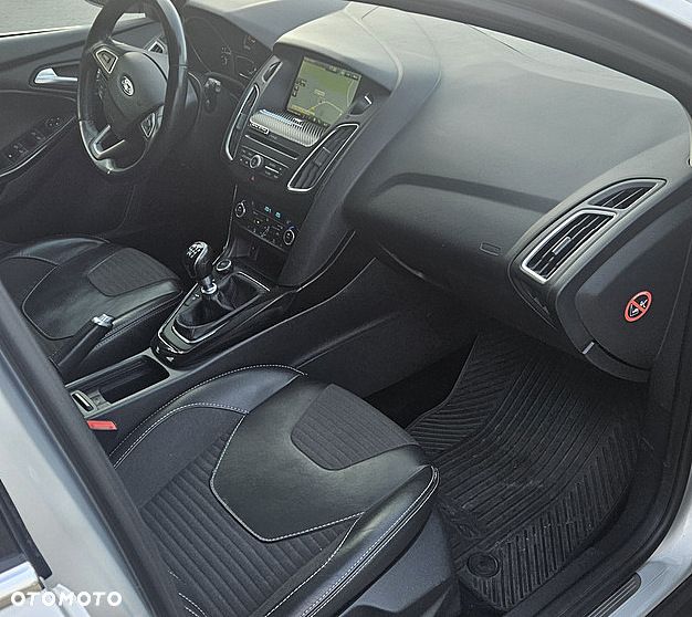 Ford Focus 2.0 TDCi Titanium ASS - 2