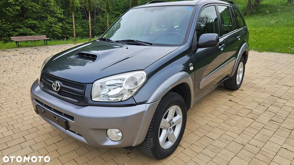 Toyota RAV4 D-4D 4x4 - 2