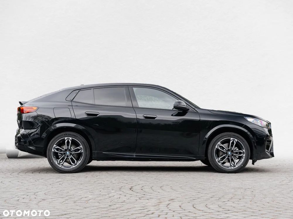 BMW iX2 eDrive20 - 3