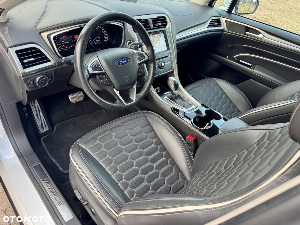 Ford Mondeo Vignale 2.0 TDCi 4WD PowerShift - 16
