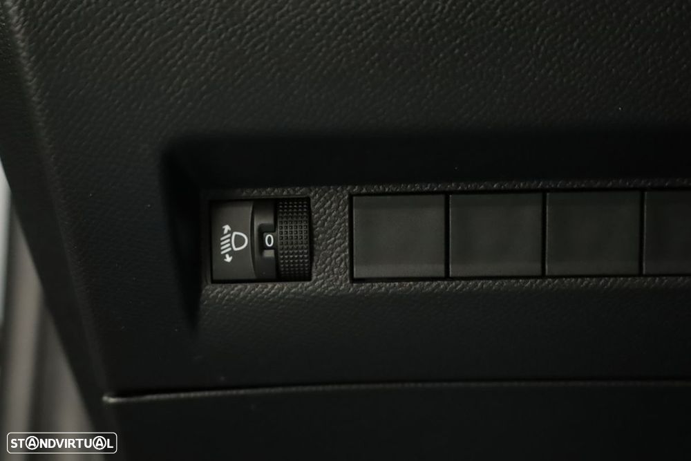 Peugeot e-208 50 kWh Allure Pack - 20