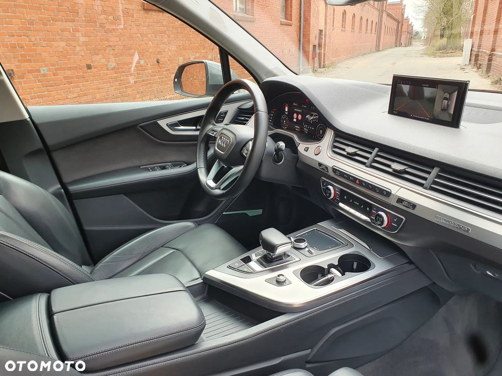 Audi Q7 - 11
