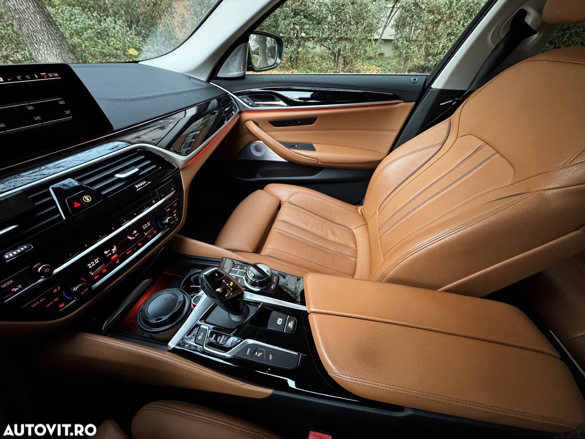 BMW Seria 5 530e Aut. Luxury Line - 13