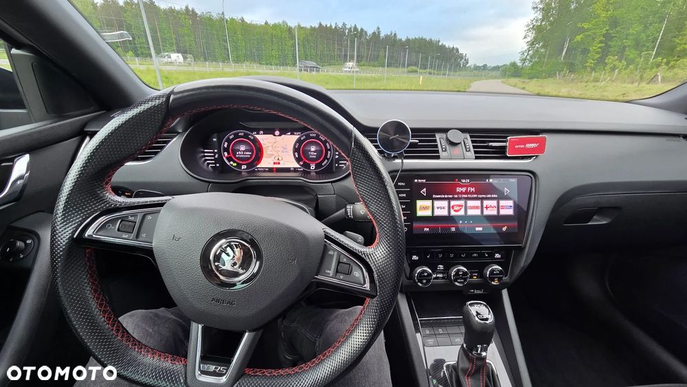Skoda Octavia 2.0 TDI 4x4 RS Challenge DSG - 9