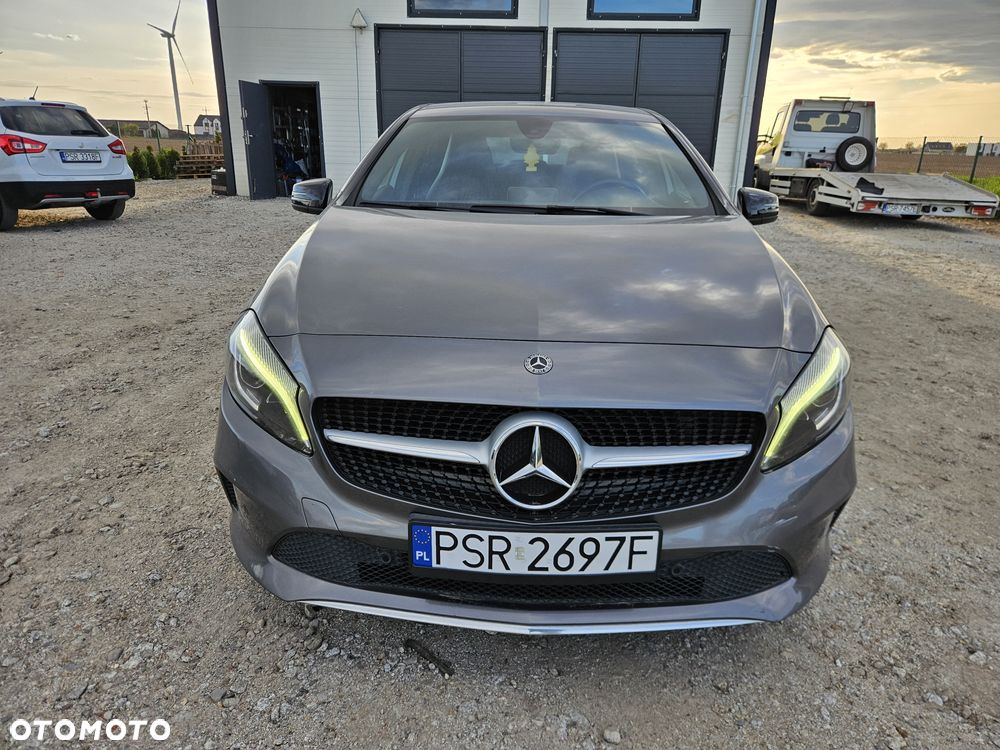 Mercedes-Benz Klasa A 180 (BlueEFFICIENCY) 7G-DCT Urban - 3