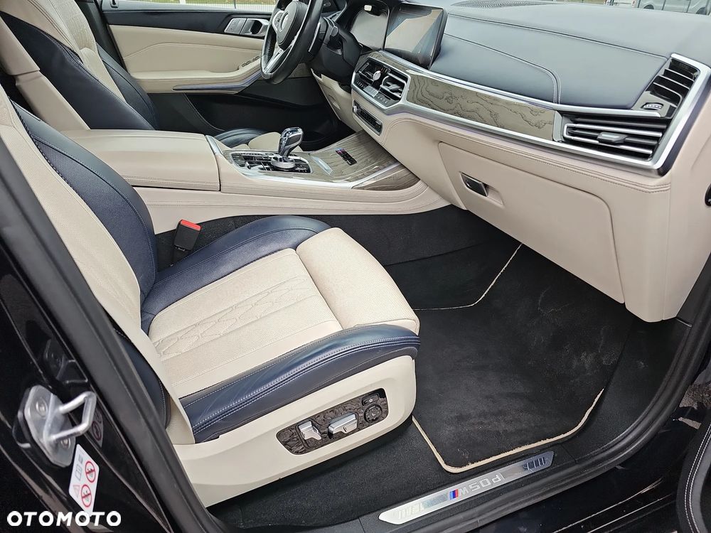 BMW X7 - 20