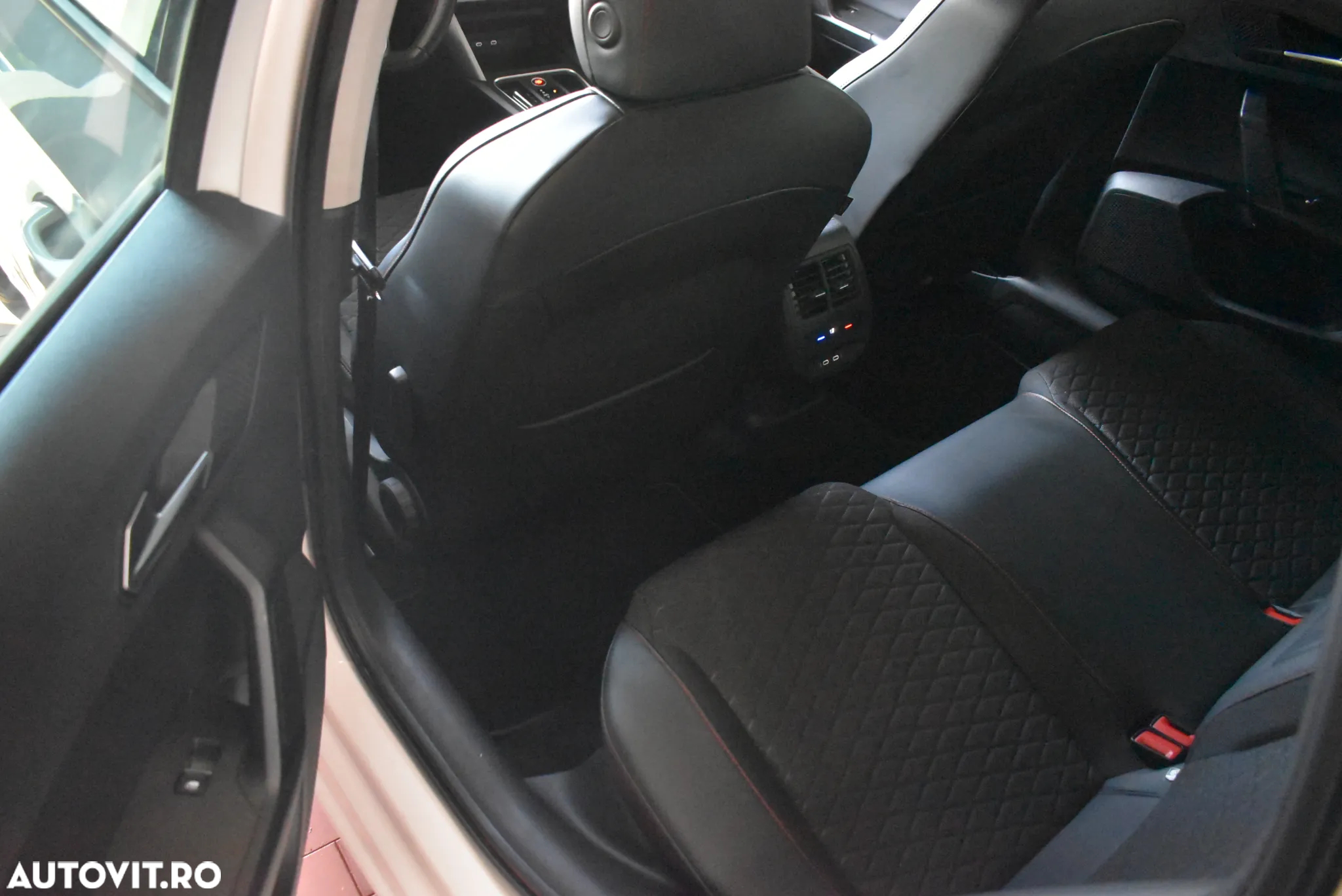 Seat Leon ST 1.5 eTSI mHEV DSG7 FR - 23