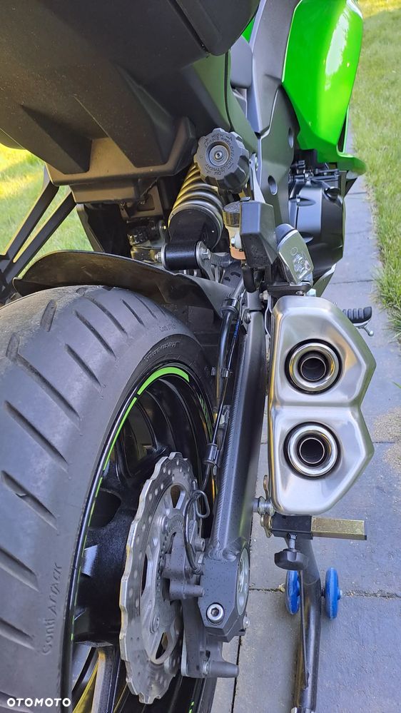 Kawasaki Ninja 1000 SX - 13