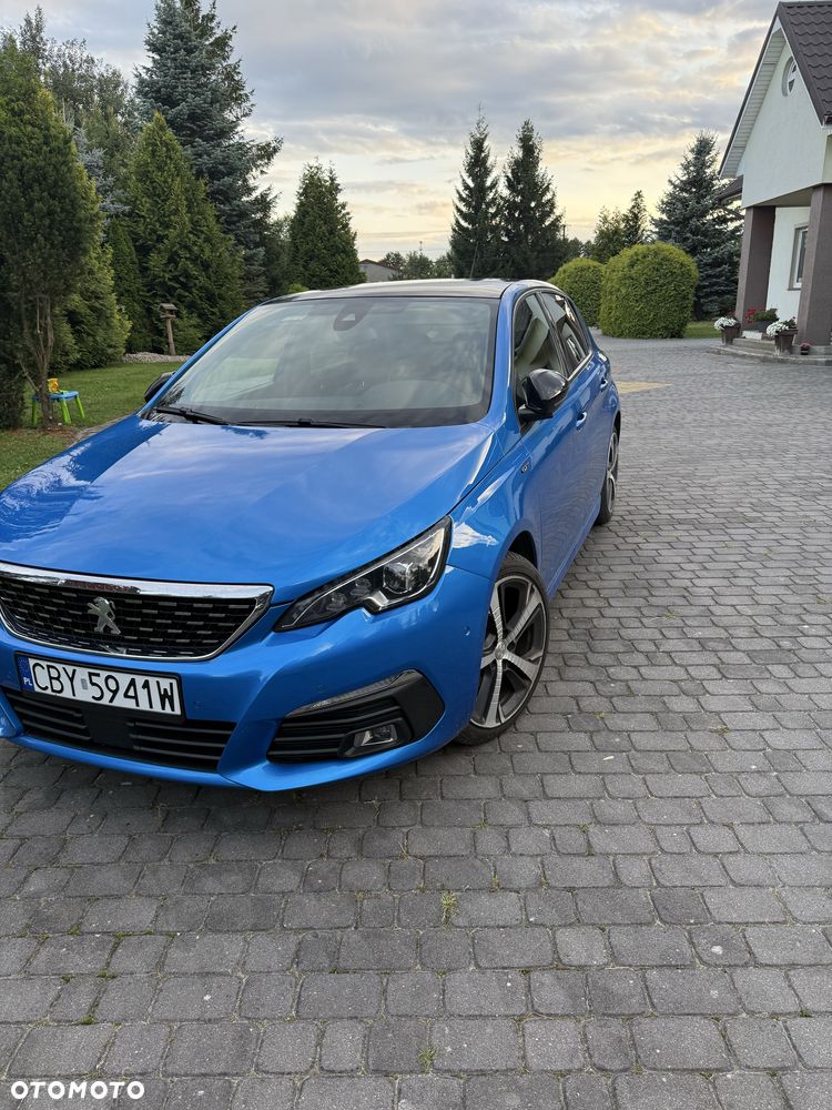 Peugeot 308 - 1