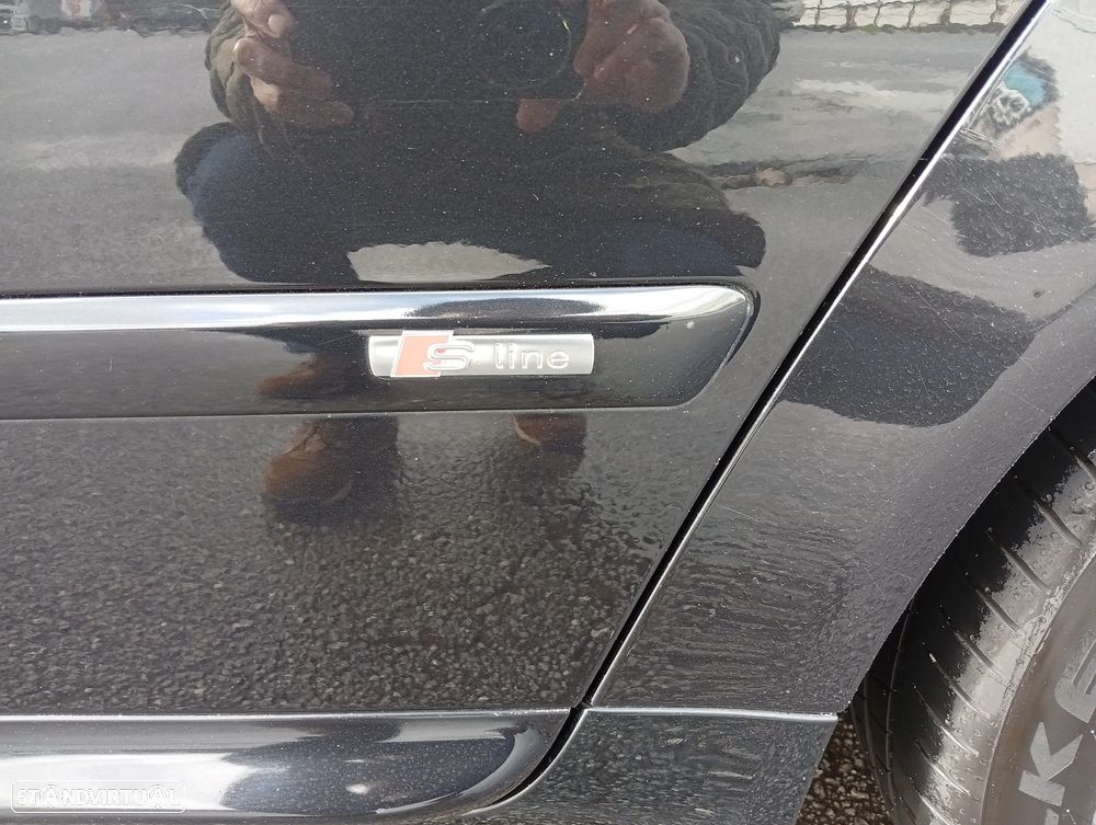 Audi A4 2.0 TDI S-line - 16