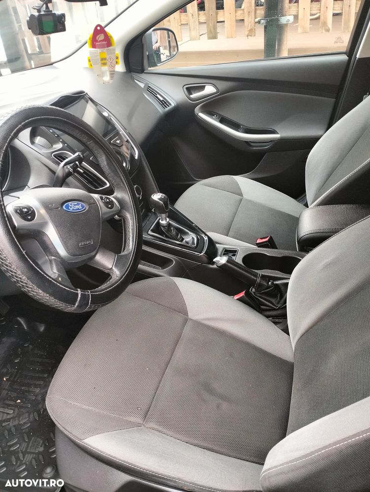 Ford Focus 1.6 TDCI DPF Trend - 3