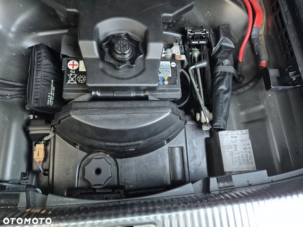 Audi A4 Avant 2.0 TDI S tronic - 19