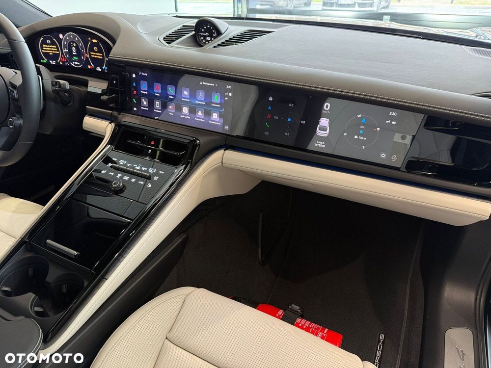 Porsche Panamera - 23