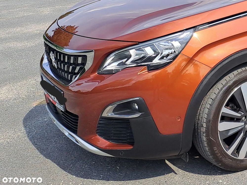 Peugeot 3008 1.2 PureTech Allure S&S - 9