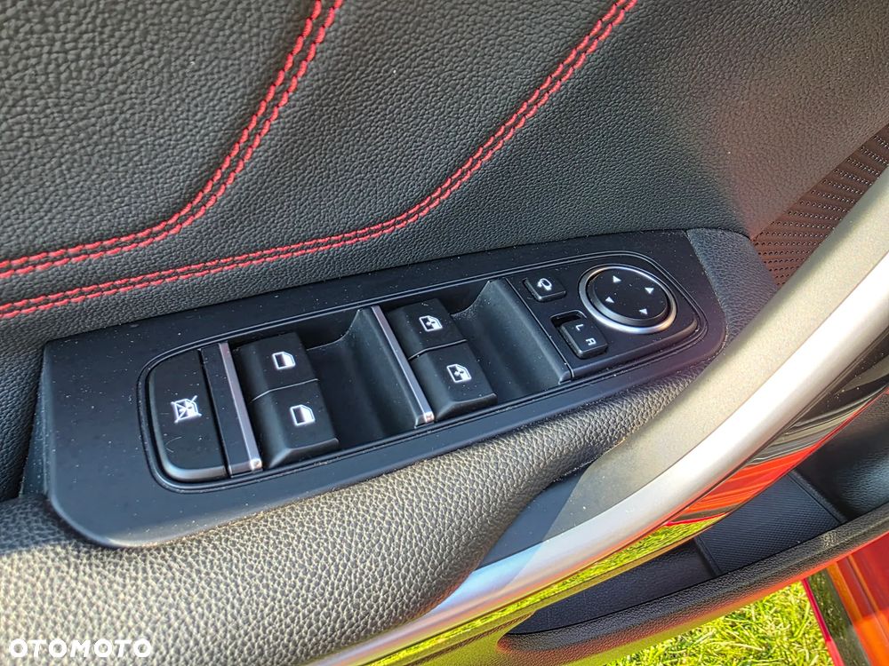 Kia Ceed 1.6 T-GDI GT DCT - 29