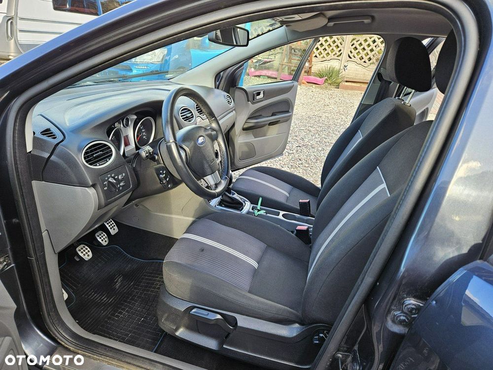 Ford Focus - 7