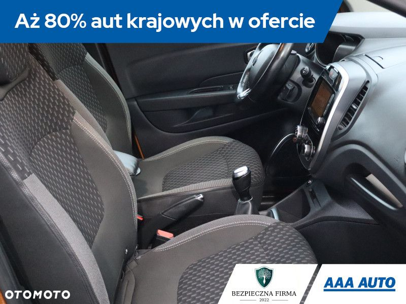 Renault Captur - 10