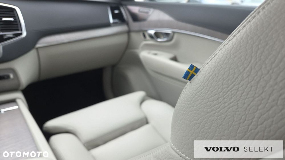 Volvo XC 90 B5 D AWD Plus Bright 7os - 27