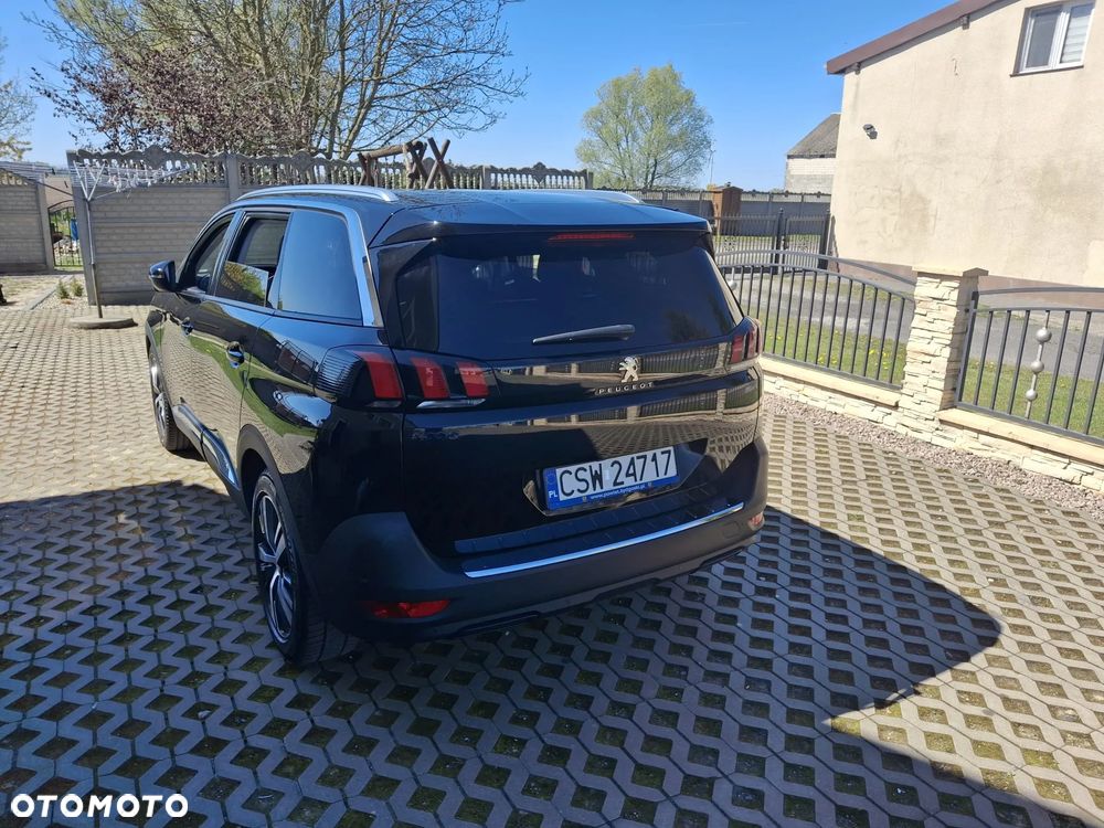 Peugeot 5008 - 3