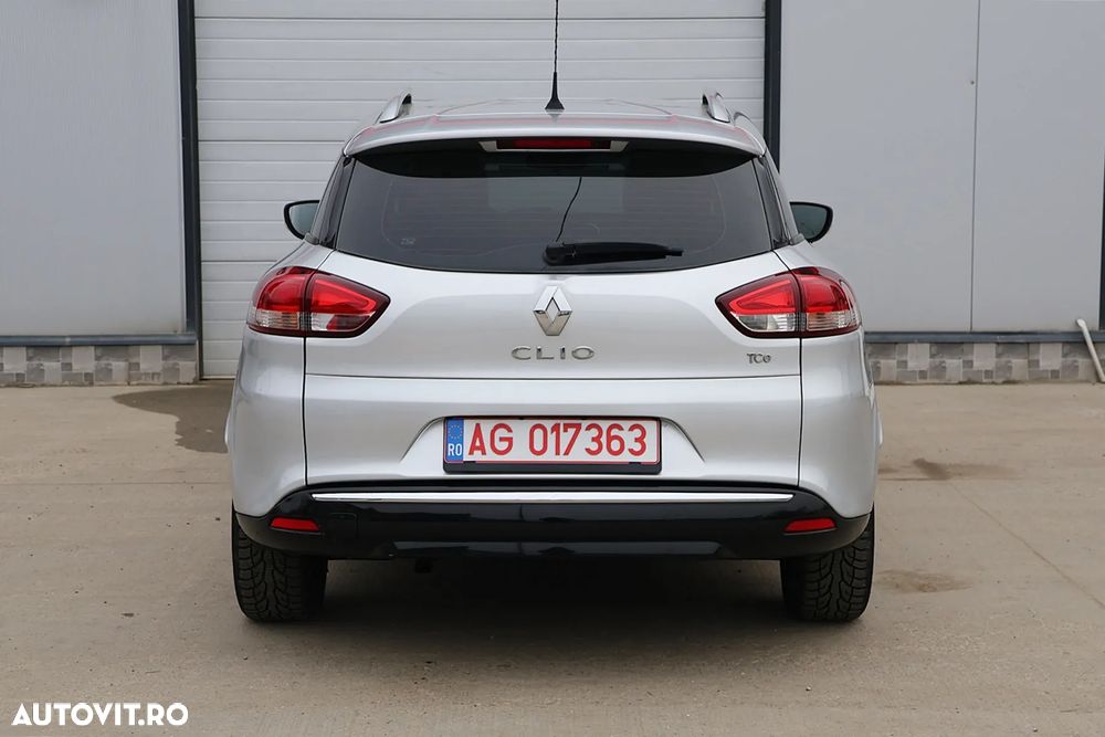 Renault Clio - 5