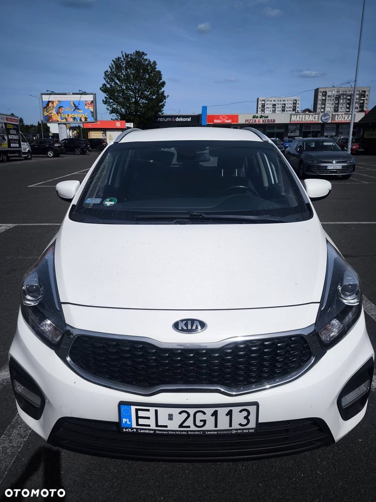 Kia Carens 1.6 GDI M - 12