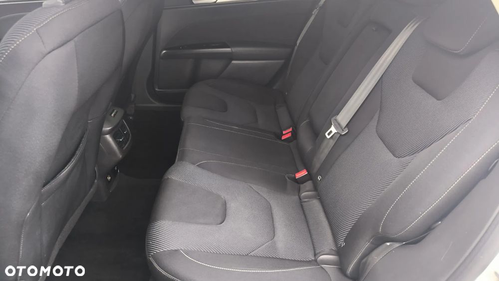 Ford Mondeo 1.5 EcoBoost Titanium - 28