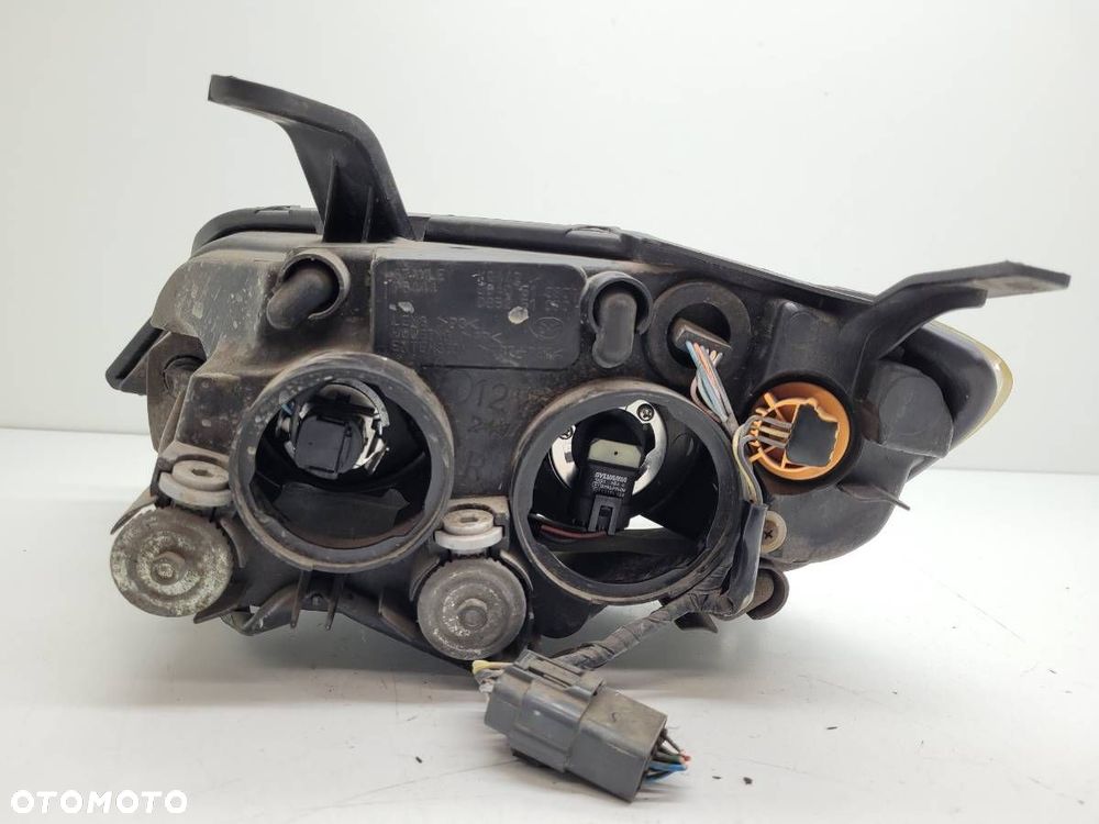 REFLEKTOR PRAWY LAMPA PRAWA MAZDA 2 DY SOCZEWKA EUROPA 6M71-13W029-AE - 6
