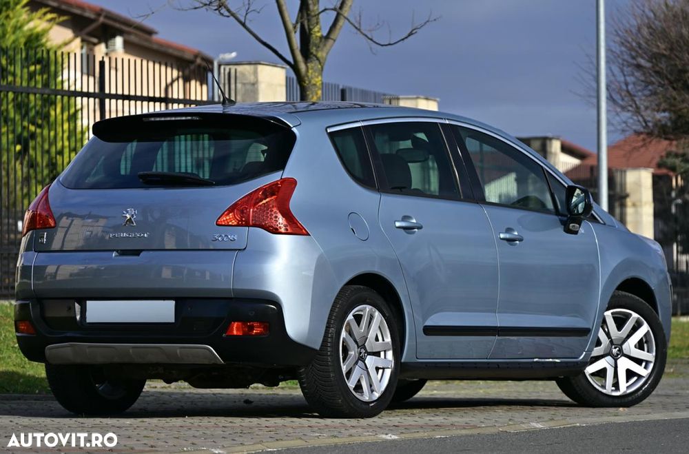 Peugeot 3008 HYbrid4 2.0 HDI FAP BMP - 4