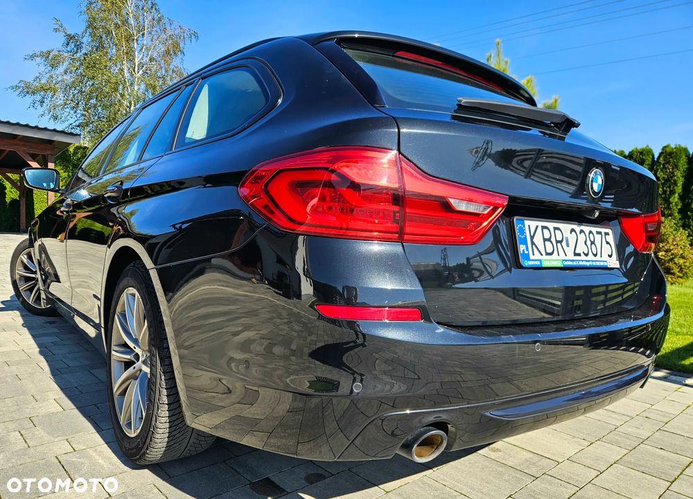 BMW Seria 5 530d xDrive Sport Line - 14